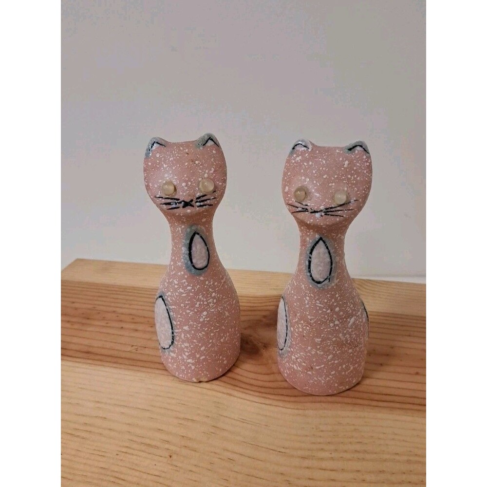 Vintage Mid Century Thames Pink Speckled Salt & Pepper Shakers Made In Japan